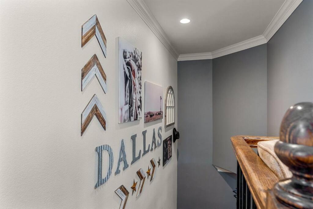 Luxury 4Br Dallas Home With Game Room And Fire Pit Extérieur photo